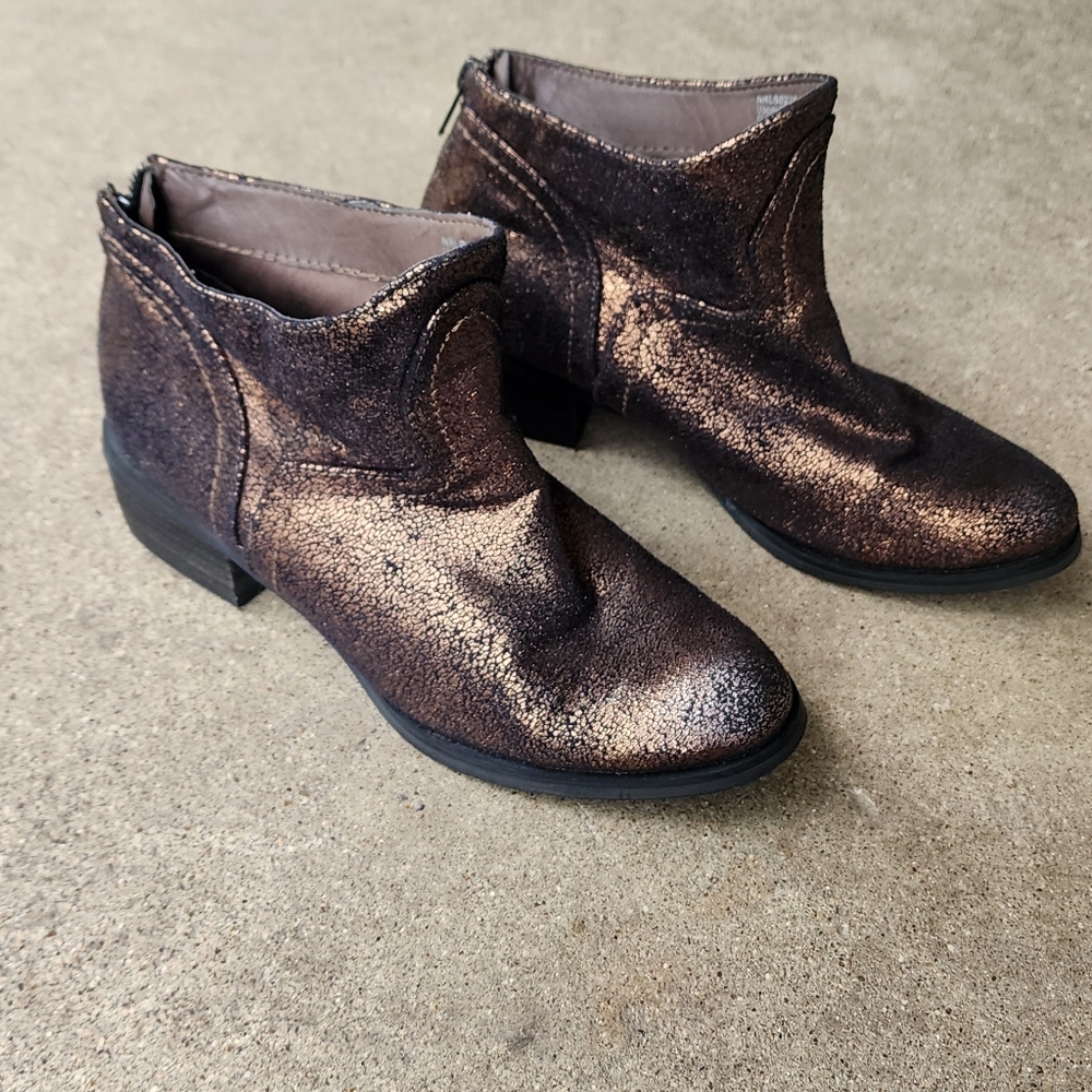 Not rated booties size 7 used